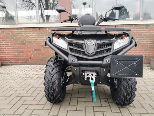 CF Moto CForce 520 L DLX schwarz